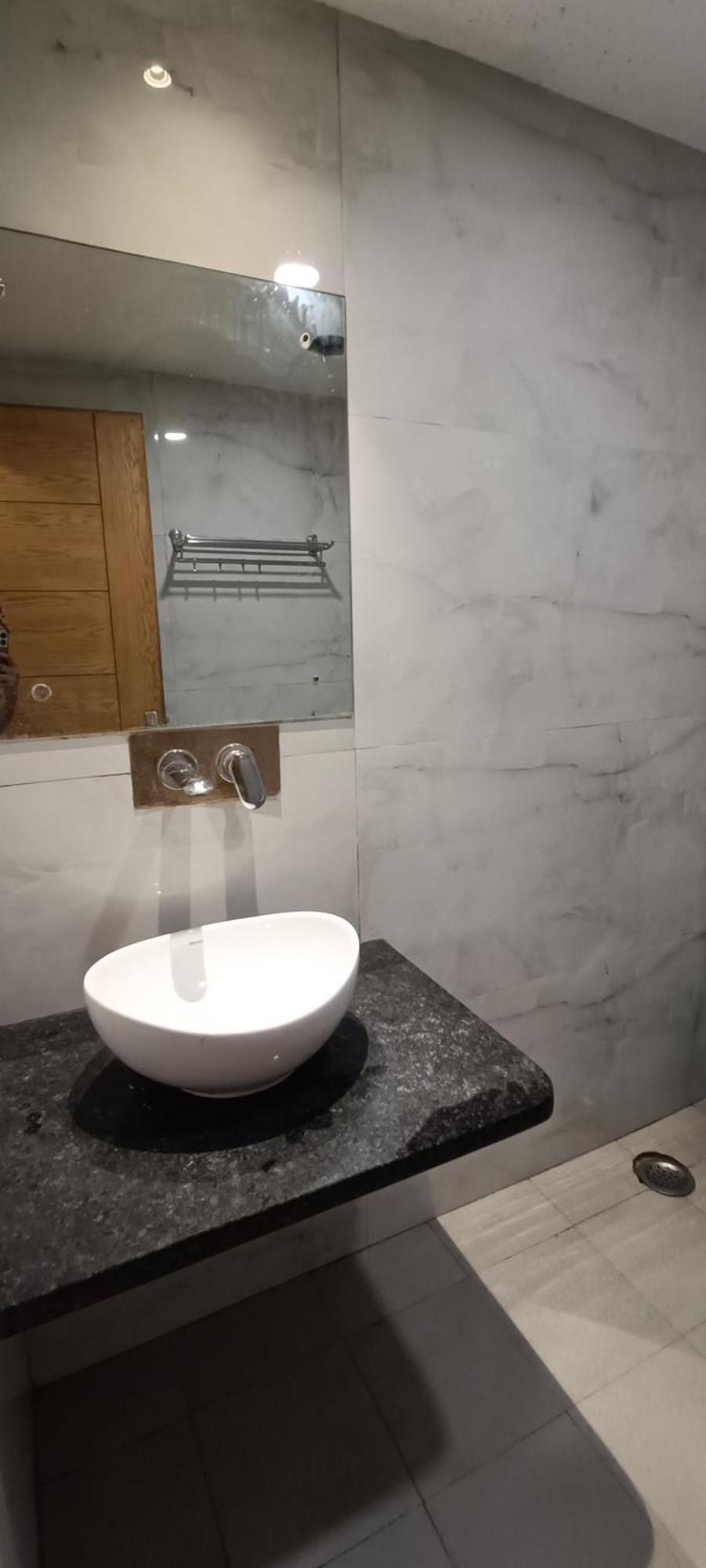 Hotel Awesome International Ню Делхи Екстериор снимка